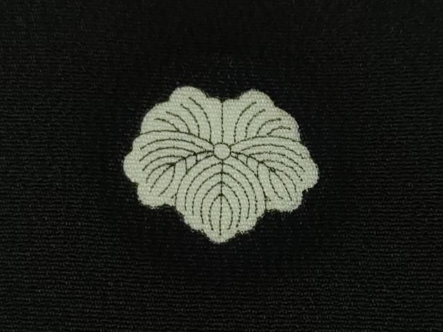 平和屋本店□極上 創業460年・千總 黒留袖 駒刺繍 束ね熨斗桐花文 金彩