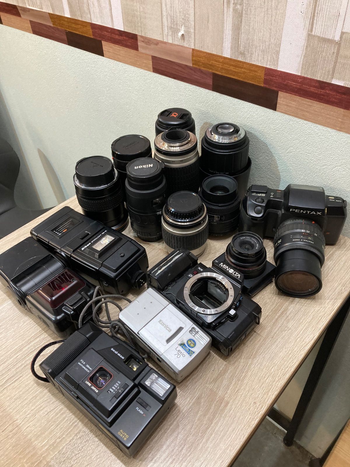 フィルムカメラ・アクセサリー まとめて ジャンク扱い 我楽多屋(中古カメラアクセサリーとジャンクカメラ): そんな時は