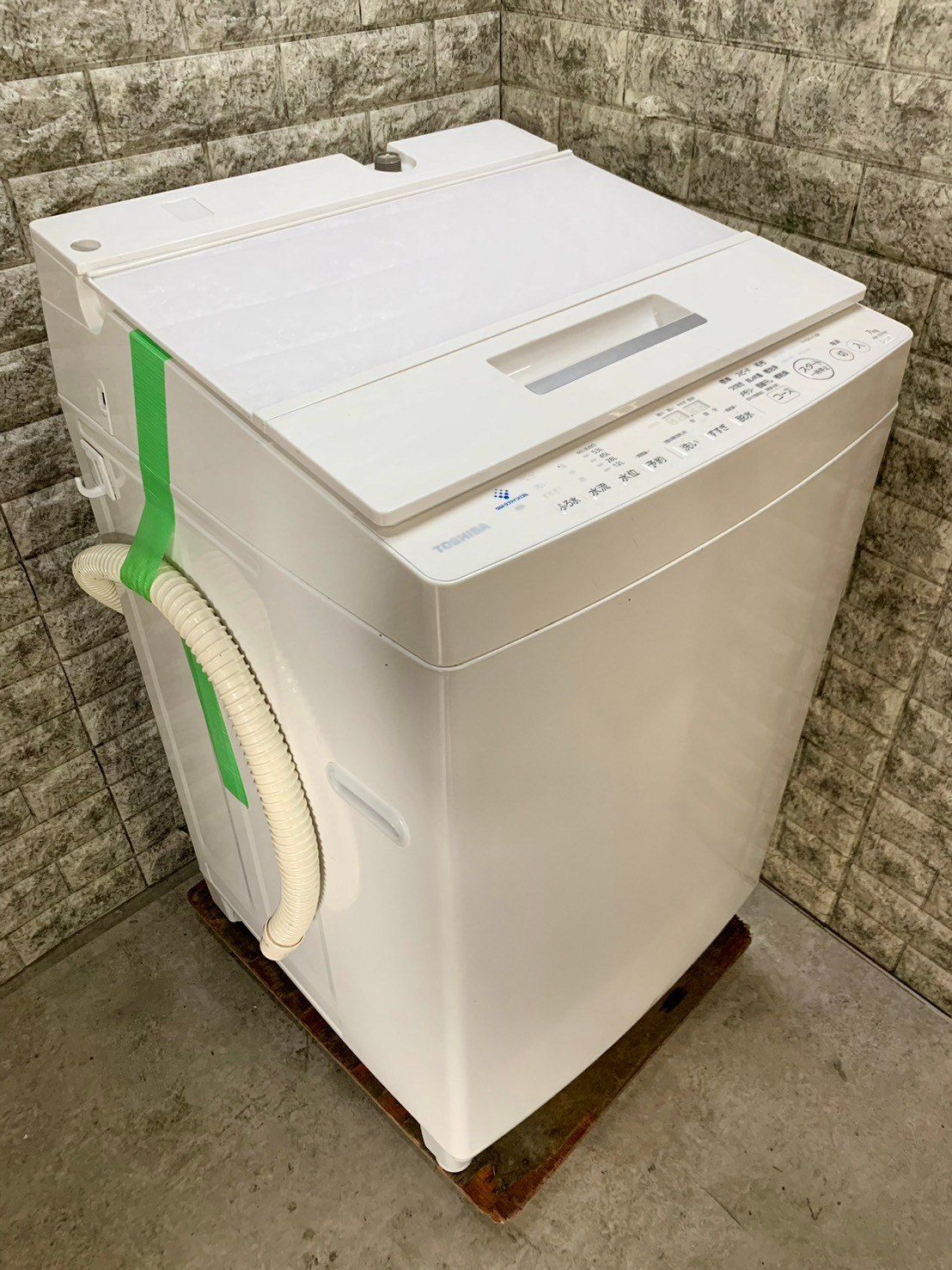 大阪限定配送☆3ヶ月保証☆洗濯機☆東芝☆2019年☆7㎏☆AW-7D7(W  