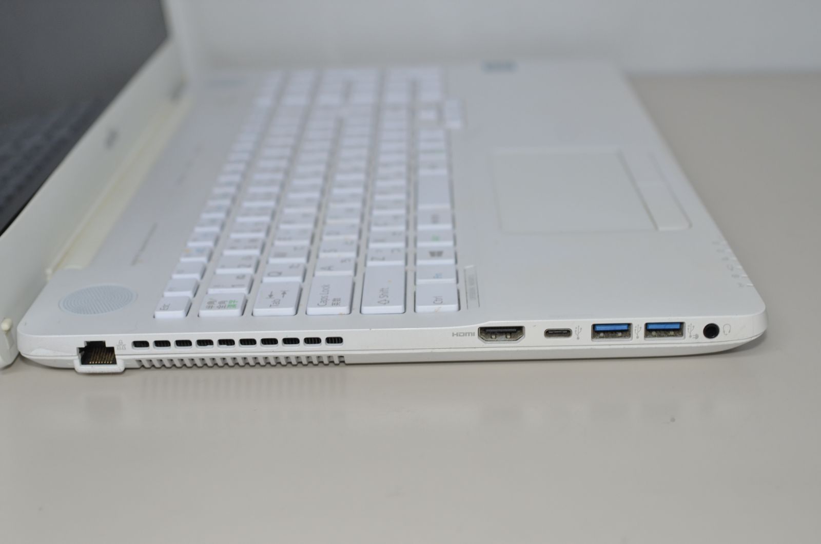 中古良品ノートパソコン 富士通 AH50/C3 Windows11+office 爆速