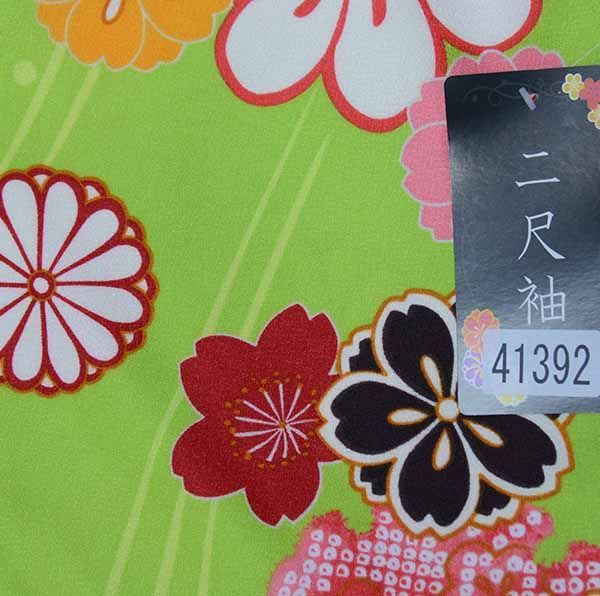 二尺袖 着物 袴フルセット 小紋 ショート丈 黄緑色 袴変更可能 NO41392 二尺袖 着物 袴フルセット 小紋 着物丈は着付けし易いショート丈 黄