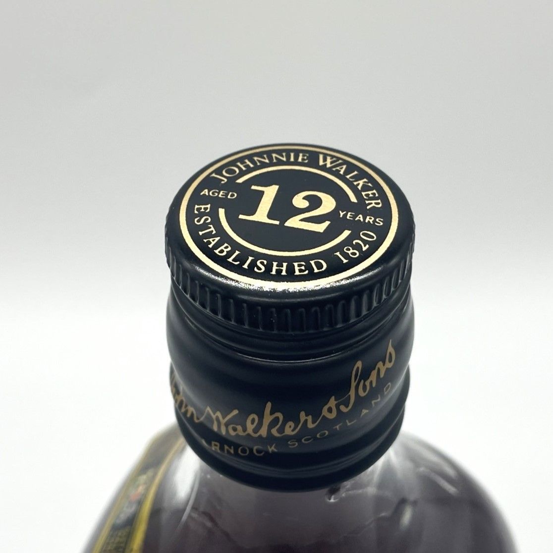 【大幅値下げ】Johnnie Walker ブラックラベル 金キャップ750ml Johnnie Walker Black Label 750ml 金キャップ - メルカリ