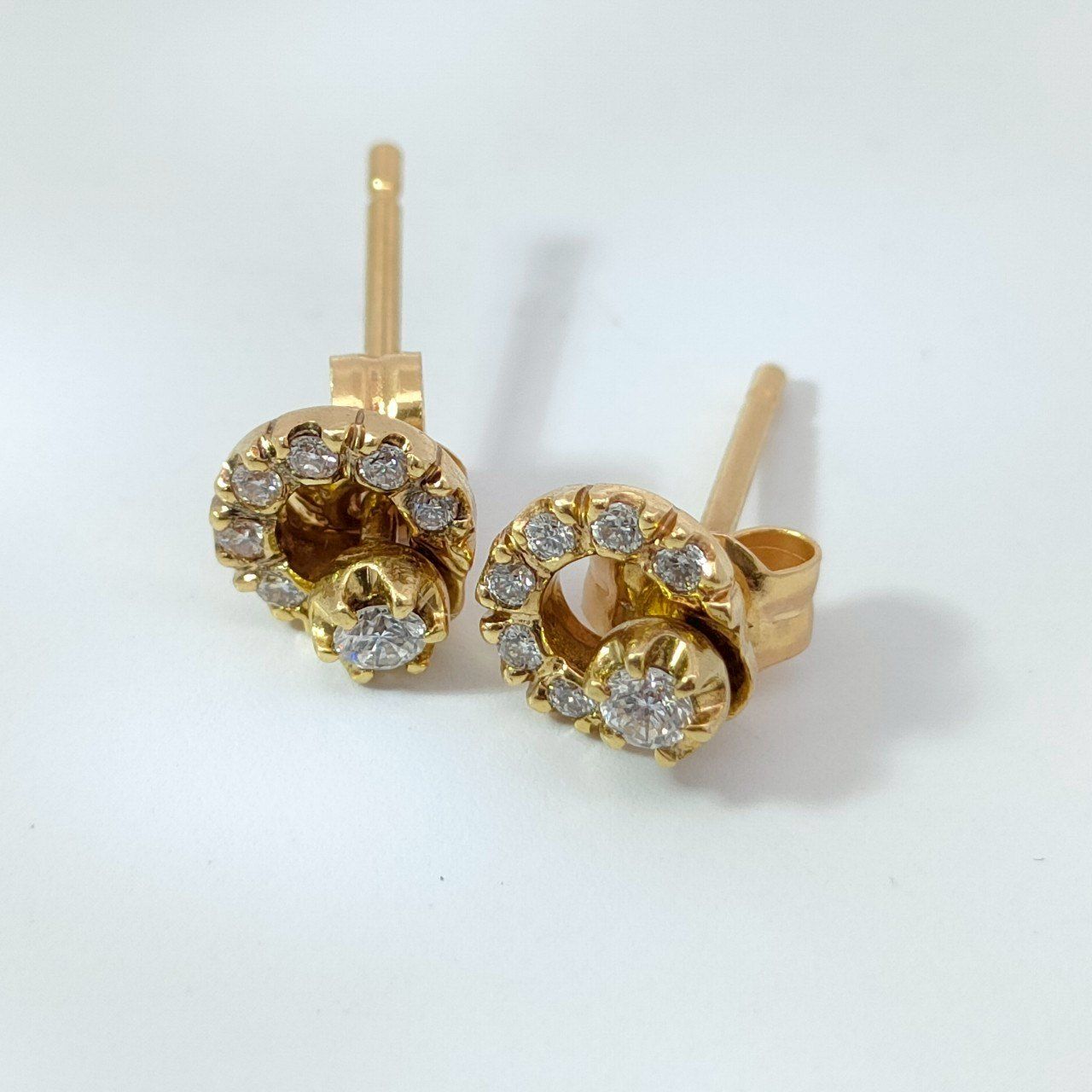 18金 K18 ダイヤ付き ピアス 1.7ｇ B742