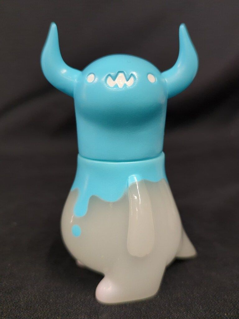 C-TOYS ちしまこうのすけ 上の空怪獣 ボー 乳白成型/水色 - メルカリ