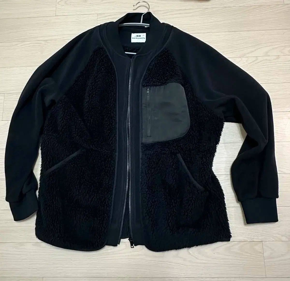 L UNIQLO ユニクロ 白 登山 フリース ジャケット 黒