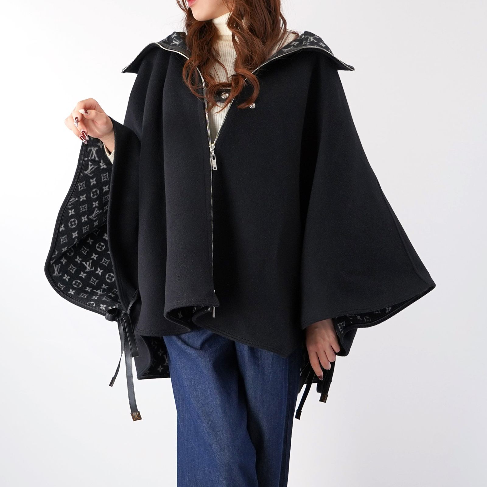 【新品同様＋】Louis Vuitton モノグラム ポンチョ ケープ 新品同様＋】Louis Vuitton モノグラム ポンチョ ケープ - メルカリ