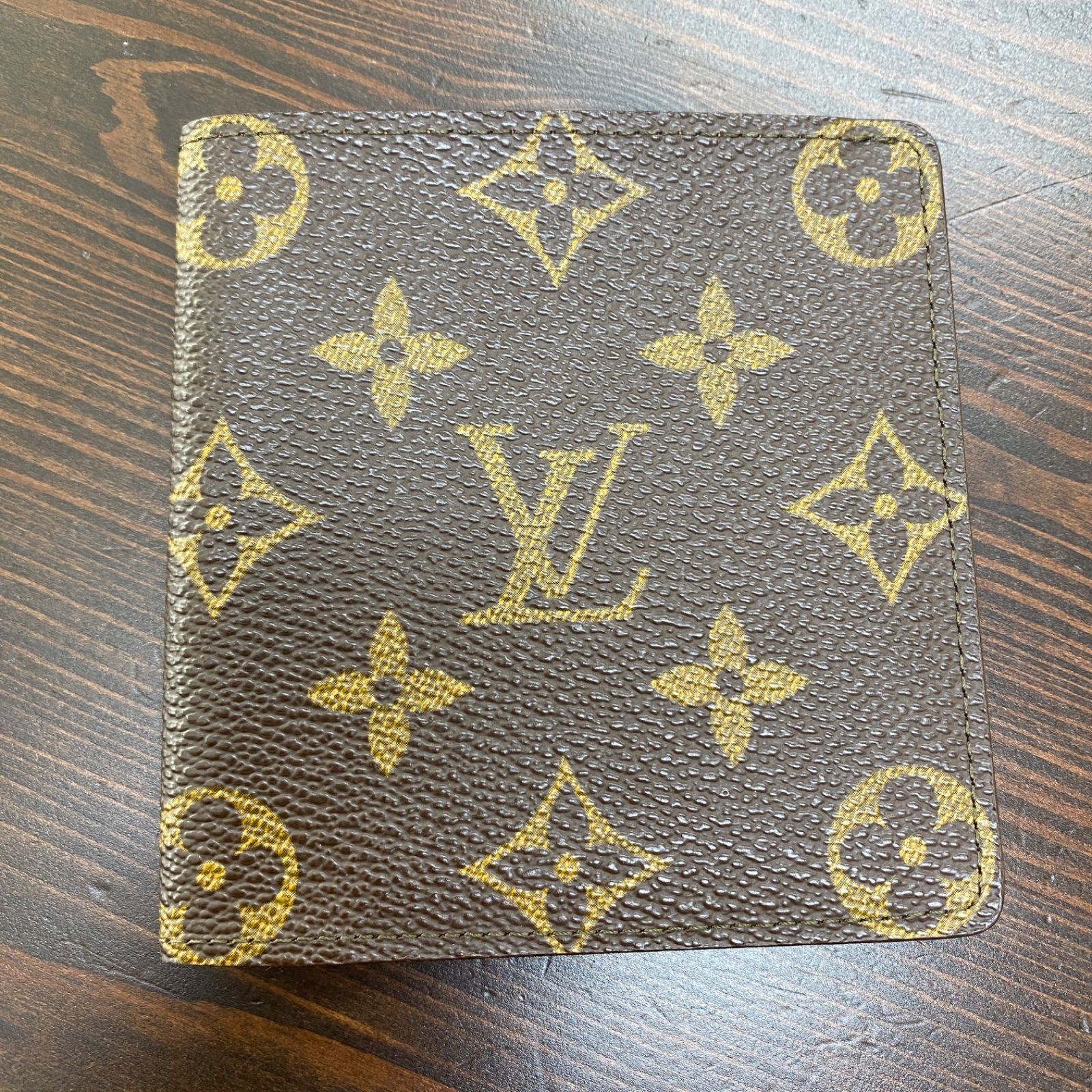 LOUISVUITTON ルイヴィトン 二つ折り財布 カードケース お札入れ 