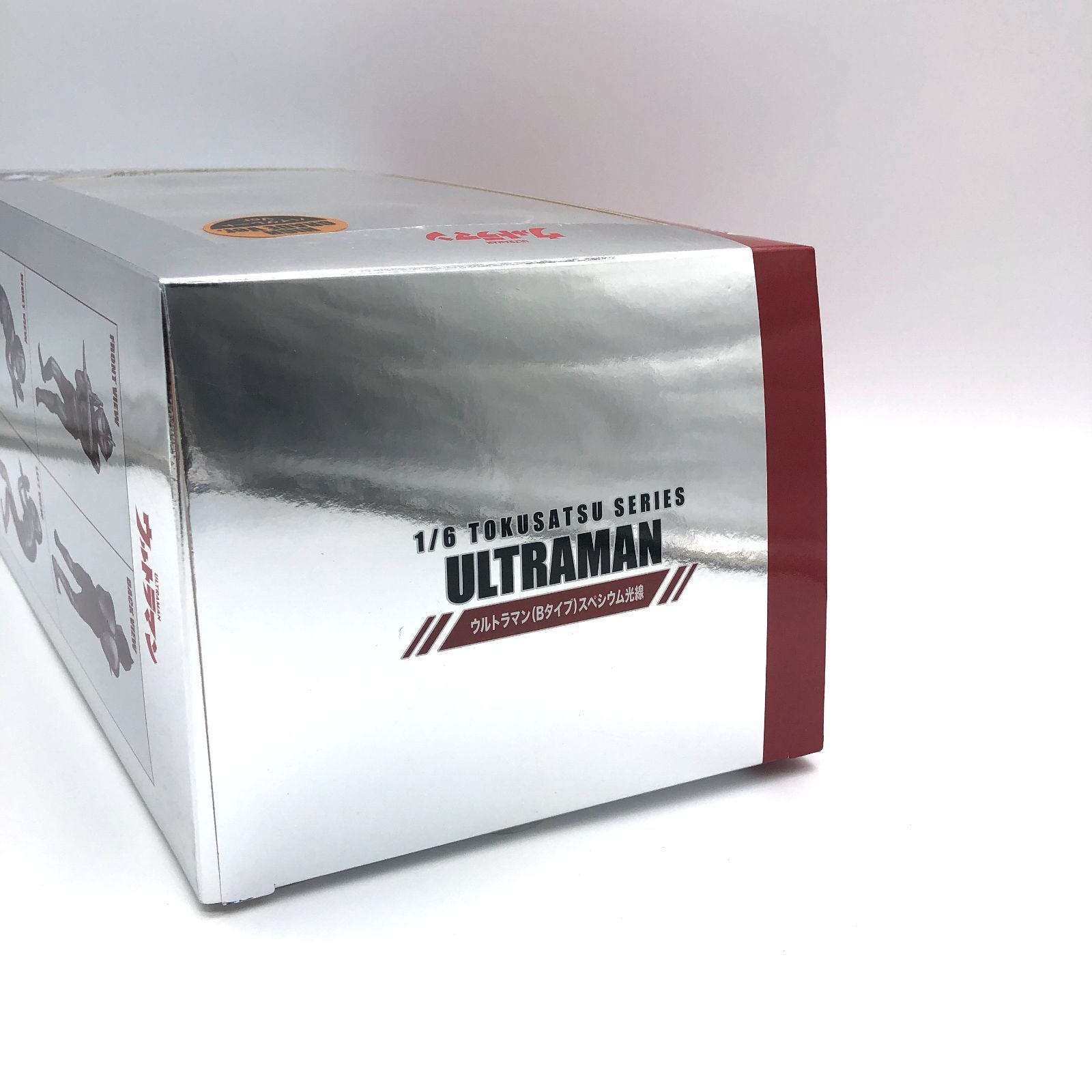 開閉部変形による浮き |