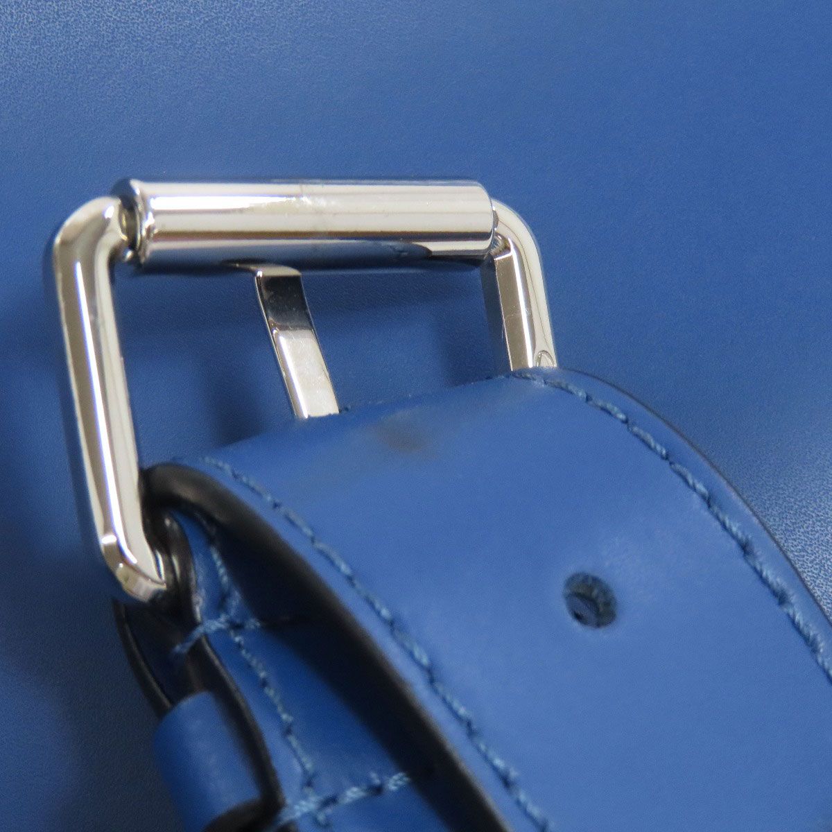 VALENTINO バレンティノ ロゴ ボディバッグ レザー レディース DECORATOM_COM_BR