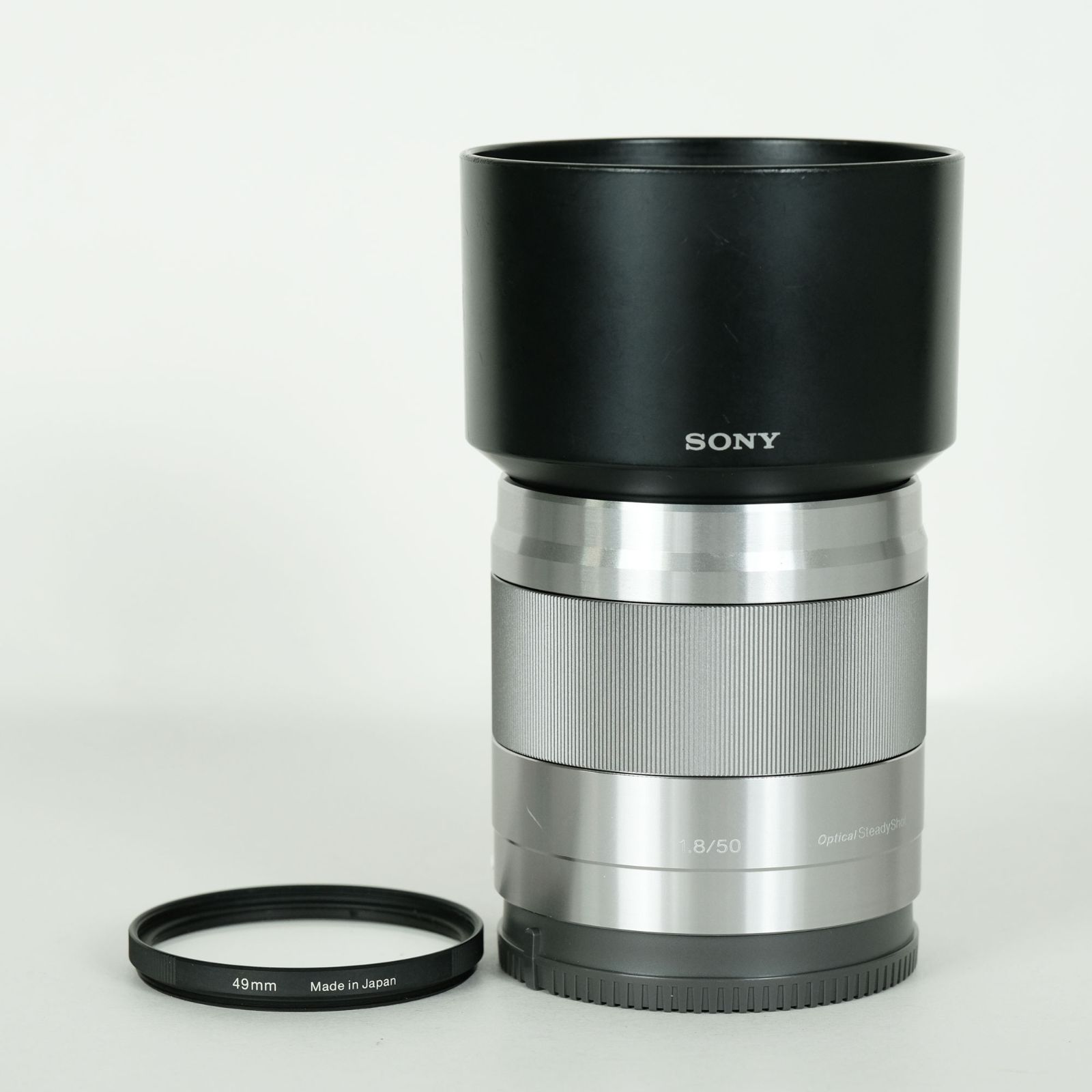 SONY 単焦点レンズ SEL50F18 シルバー + レンズフィルター 良品 SONY 単焦点レンズ SEL50F18 シルバー + レンズフィルター 良品