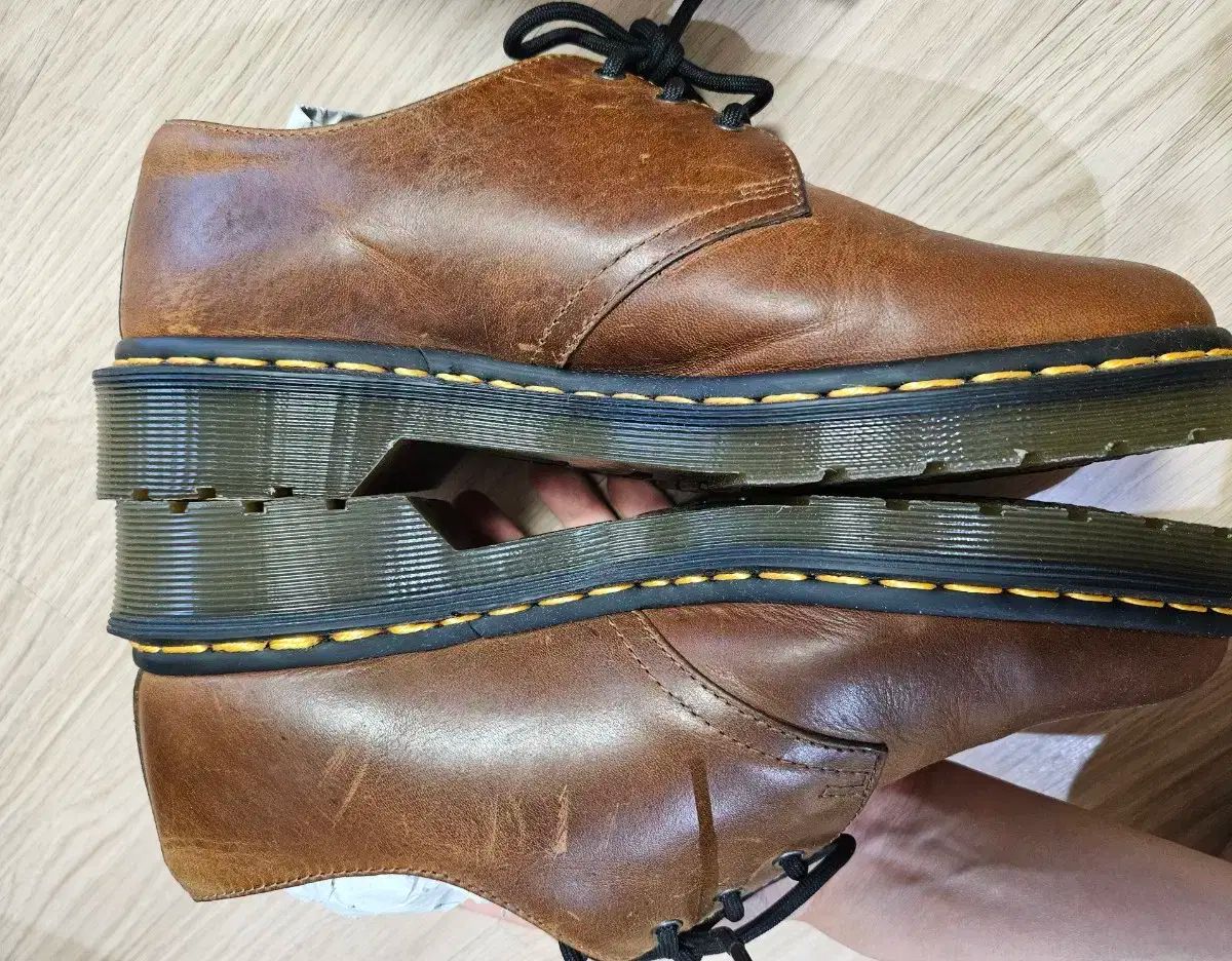 DR. MARTENS(ドクターマーチン) 1461 バタースコッチ EU39 （ 250 