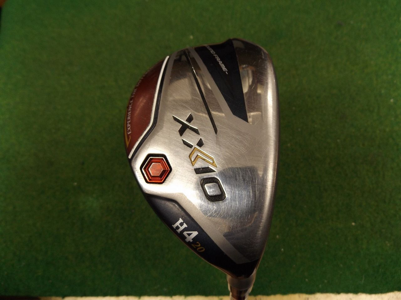 3621 XXIO 2025 レッド H4 20° 純正カーボン SR カバー無 ダンロップ ゼクシオ12 ユーティリティゴルフクラブ.960458