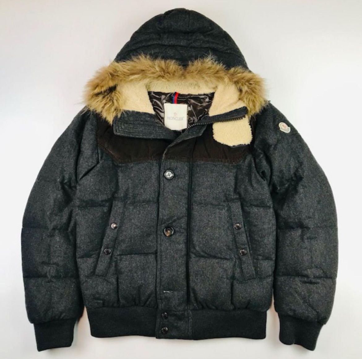 モンクレール　DAMIEN ダウンジャケット MONCLER☆モンクレール・DAMIEN メンズ ブランドアイコンワッペン