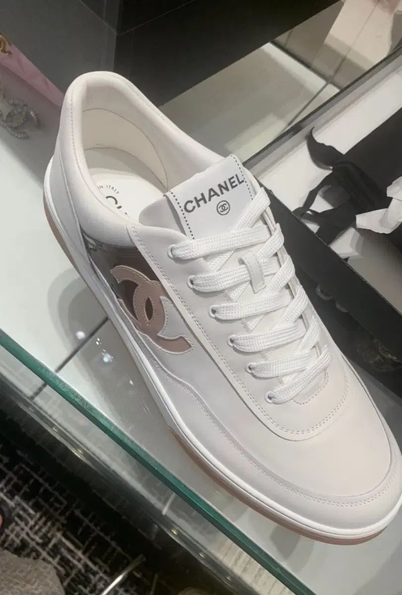 シャネル スニーカー 42サイズ 【公式通販】
