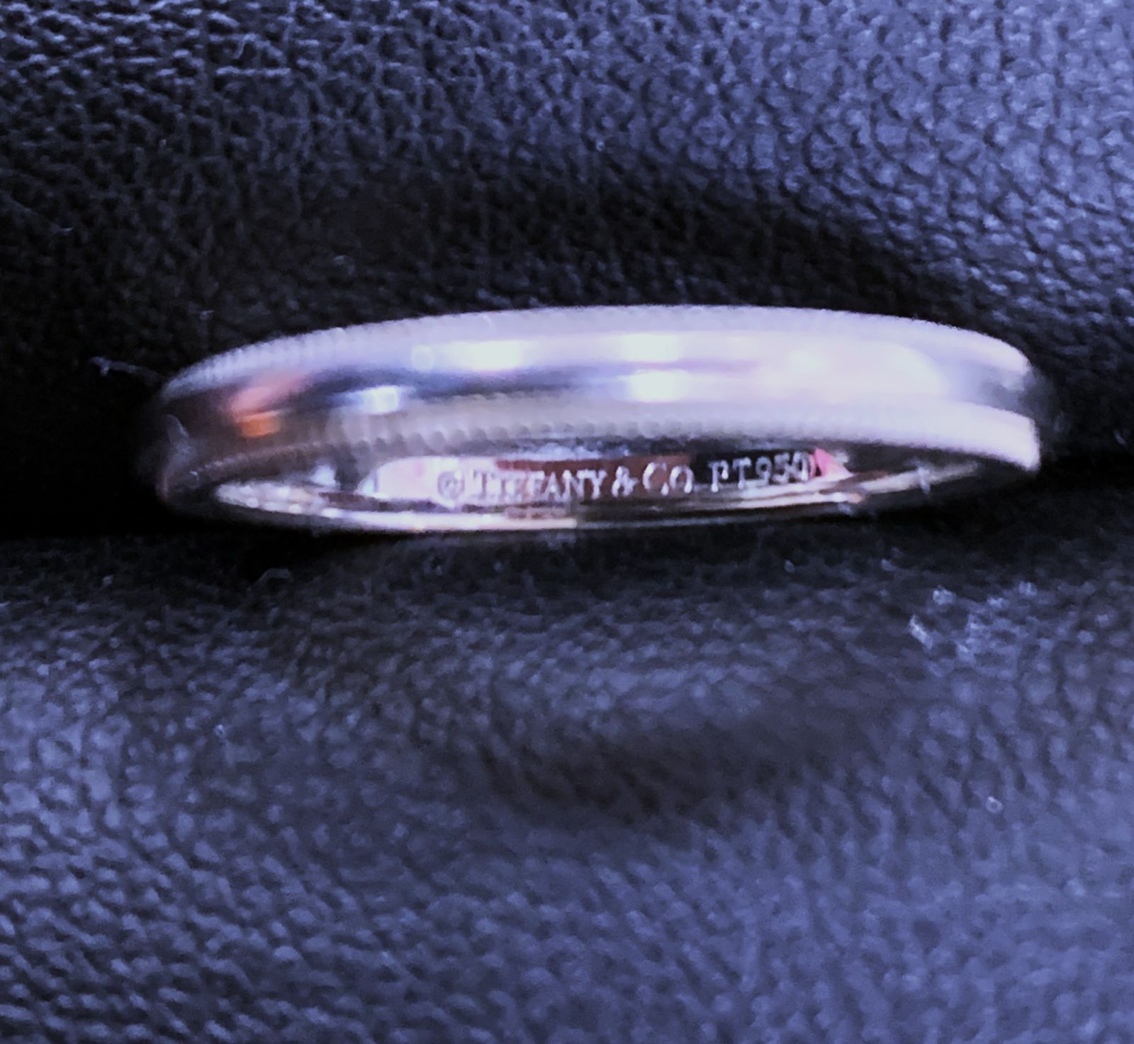 お値下げ　極美品　Tiffanyティファニー　指輪リングミルグレイン Pt950 TIFFANY&Co. ティファニー ミルグレインバンドリング K18YG