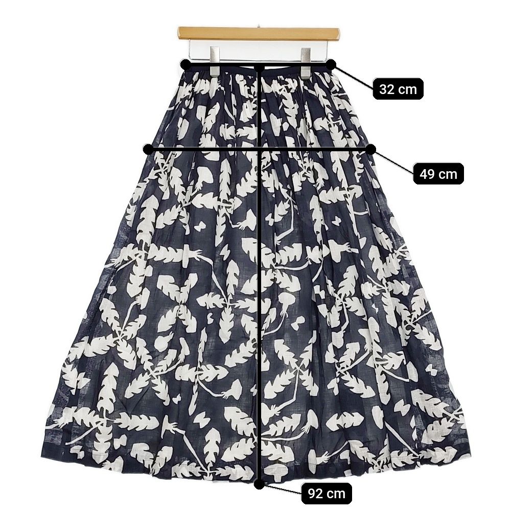 本物100%! mina perhonen soffione abs5331 定63800円 36 リネンギャザーロングスカート 23SS ネイビー ホワイト レディース ミナペルホネン 5-0926M♪