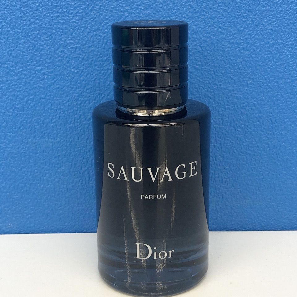 【匿名発送】Dior SAUVAGE 香水 60mL 美品 残量8.9割】Dior Sauvage 香水 60ml【美容品】【1.5】 - メルカリ