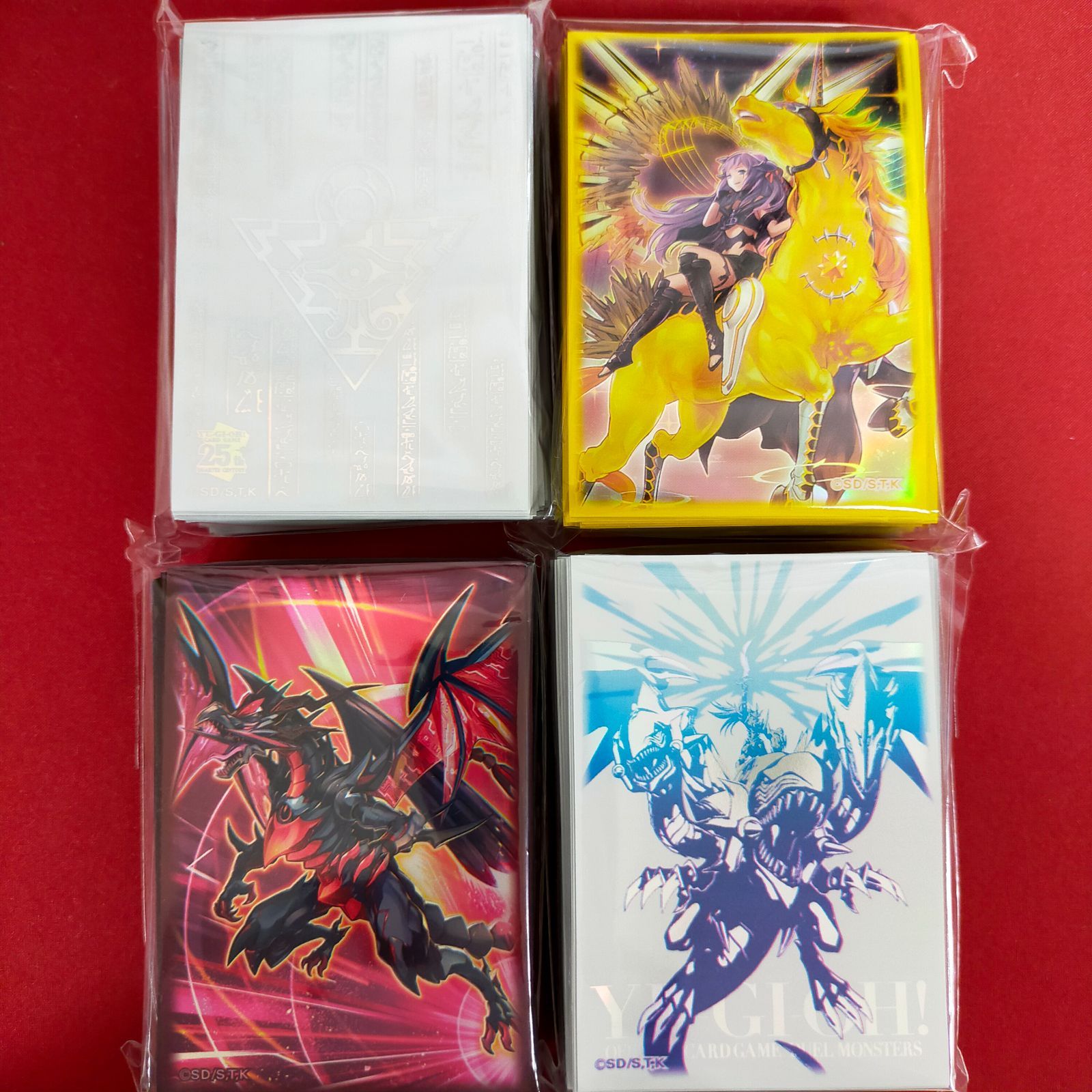 遊戯王 スリーブ 4種類 プロテクター ocg ユニコーン 千年パズル