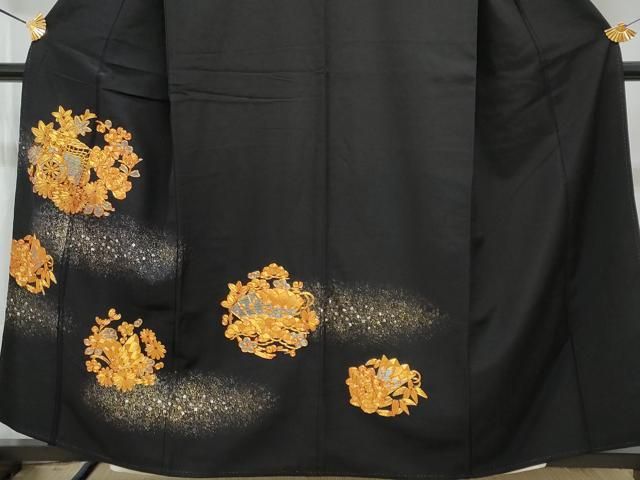 GON様ご確認用正絹黒留袖　作家物　花車文　金彩　② GON様ご確認用正絹黒留袖 作家物 花車文 金彩 ② GON様