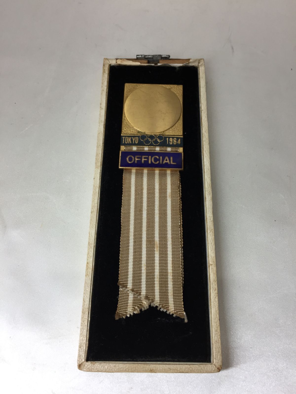 S【コレクション】1964 東京オリンピック オフィシャルバッジ 記念品