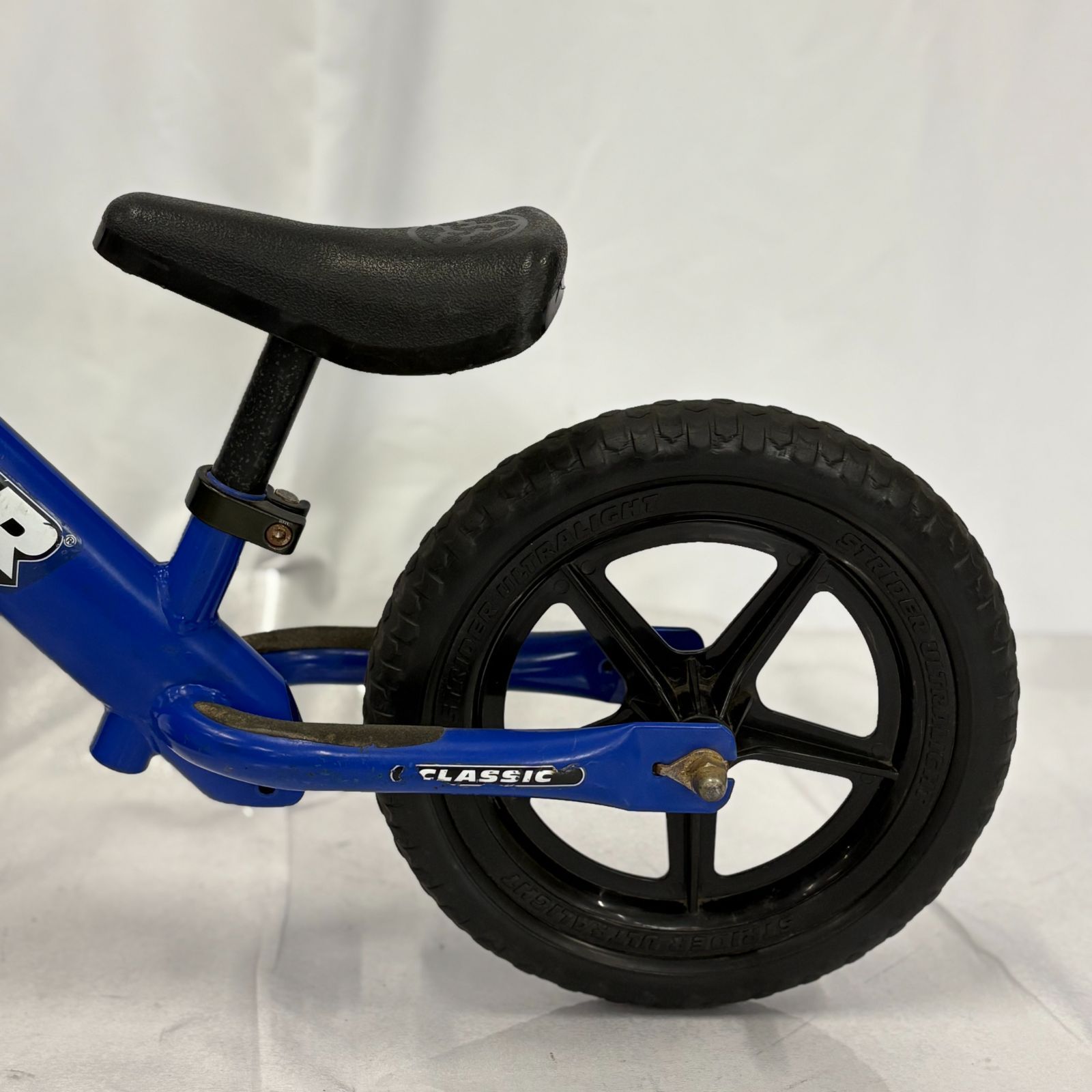 ストライダー　クラッシック12 ブルー　1歳半〜5歳　27kgまで　日本正規品 ストライダー クラシック ブルーカラー | CYCLE CARE公式