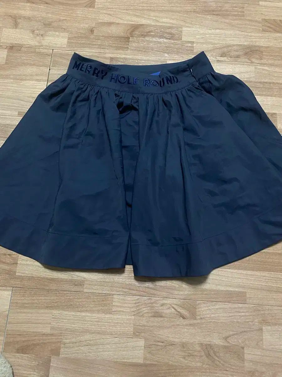 メリーホールラウンド ゴルフウェア スカート ダークネイビー