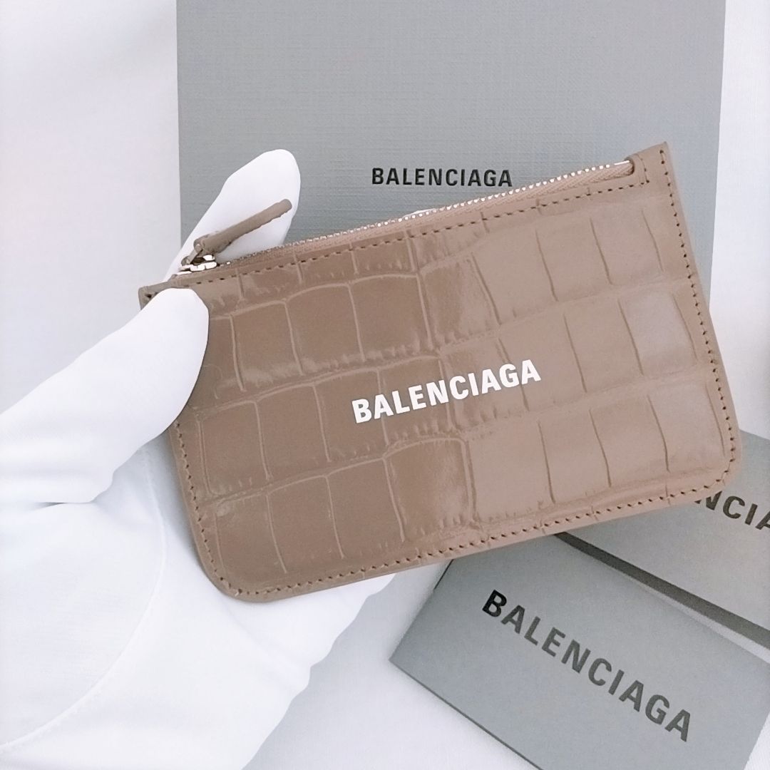 新品未使用】BALENCIAGA CASH コイン＆カードホルダー クロコ型押し フラグメントケース - メルカリ