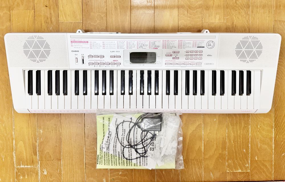 HY】【美品】CASIO LK-111 光ナビゲーションキーボード 61鍵 AHL