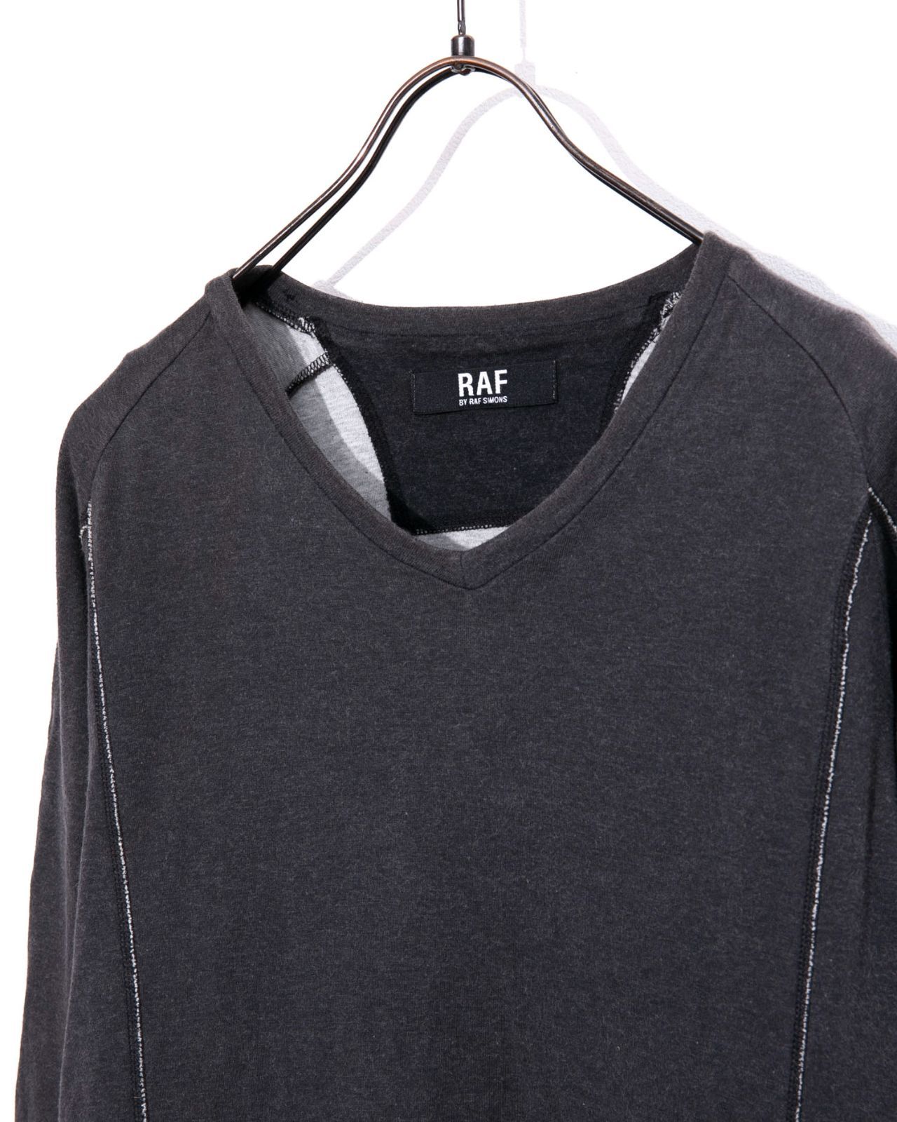 RAF BY RAF SIMONS ラフバイラフシモンズ Vネックカットソー