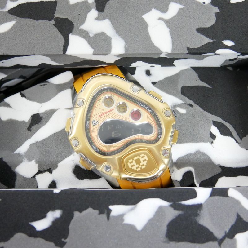 新品LAARVEEラーヴィー変形デザインウォッチ時計SGK001R