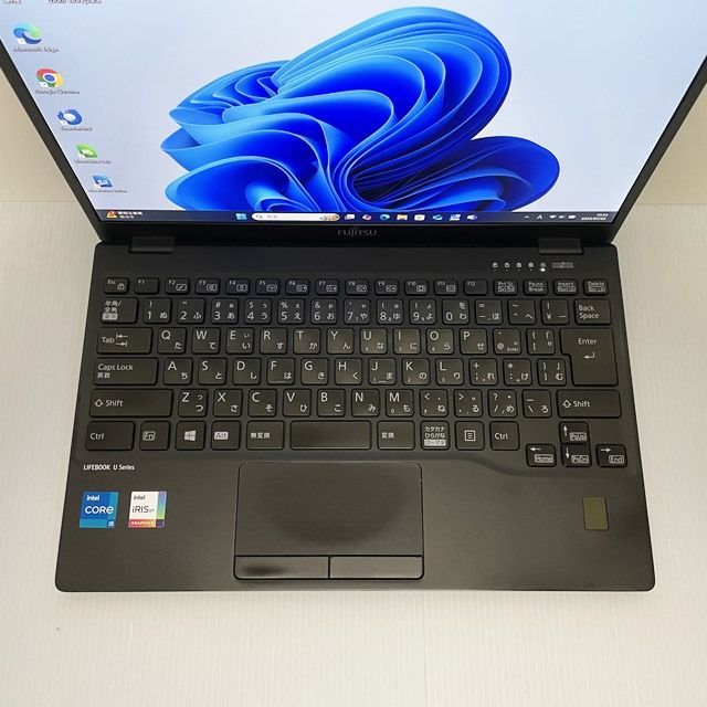 美品レベル】バッテリー良好！外使い最適なWin11の第11世代 富士通