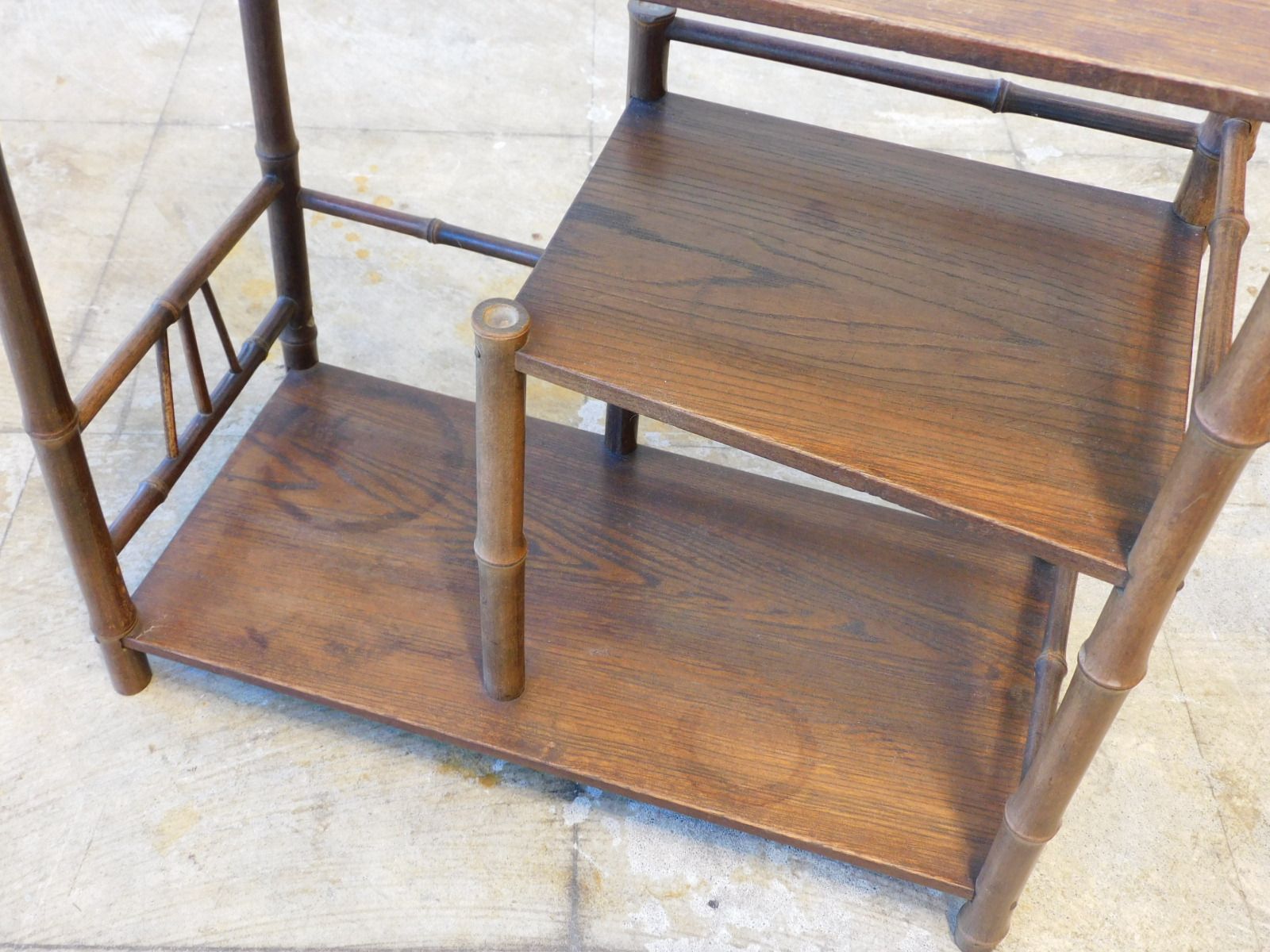 竹製 ちいさな飾り棚 HK-a-05393 / 器局 茶棚 違い棚 飾棚 飾り棚 旅