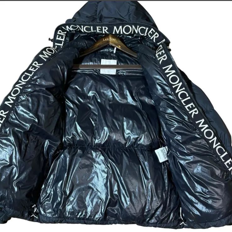 『最安値』モンクレール モンクラー Moncler Montcla サイズ3 モンクレール モンクラ MONCLA サイズ3 最安値』モンクレール
