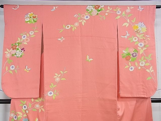 駒刺繍 舞蝶花丸文