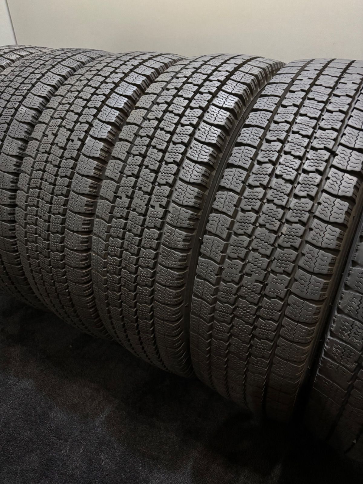TOYO DELVEX M934 195/75R15 109/107N LT 15インチ ライトトラック用
