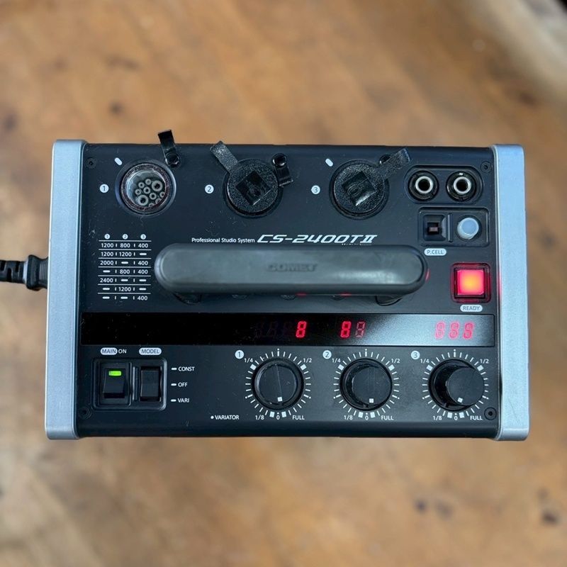 COMET コメット CS-2400TII ジェネレータ ハンディタイプ 電源部