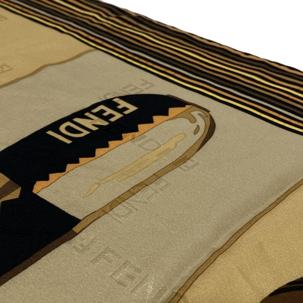 FENDI(フェンディ) スカーフ ベージュ×ブラウン×マルチ 壺柄