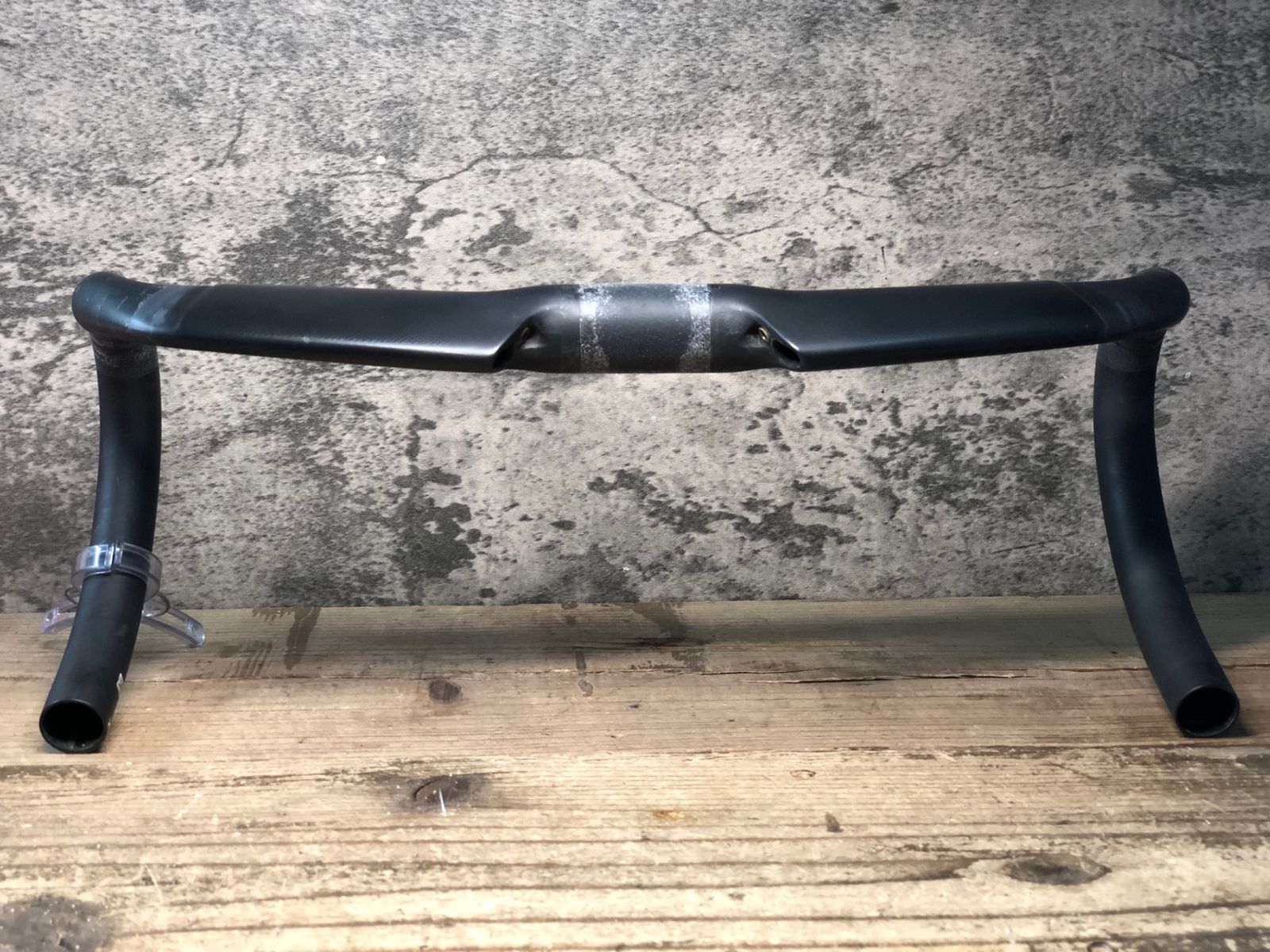 JN136 ロヴァール ROVAL RAPIDE Road Bar カーボン ドロップハンドル ブラケットC-C400mm Φ31.8 マーカー痕