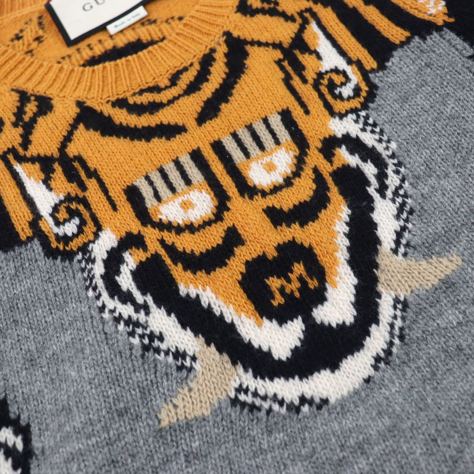 GUCCI トラ刺繍 セーター