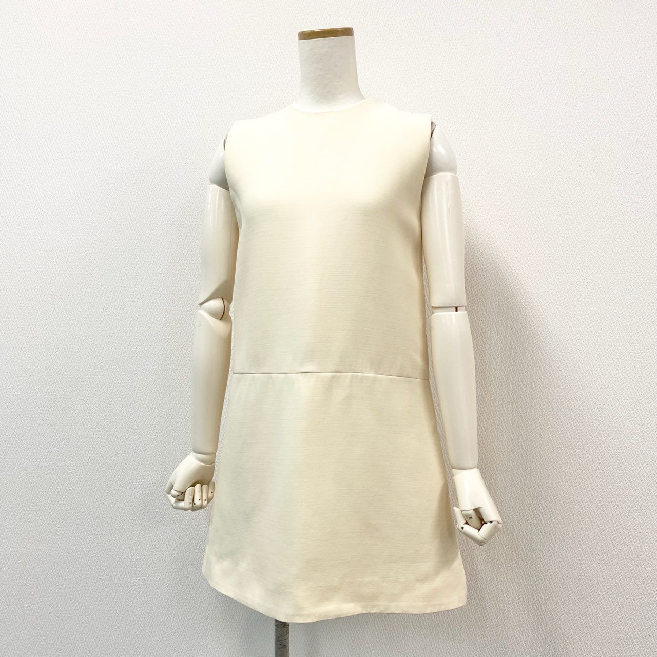 Christian Dior ノースリーブひざ丈ワンピース