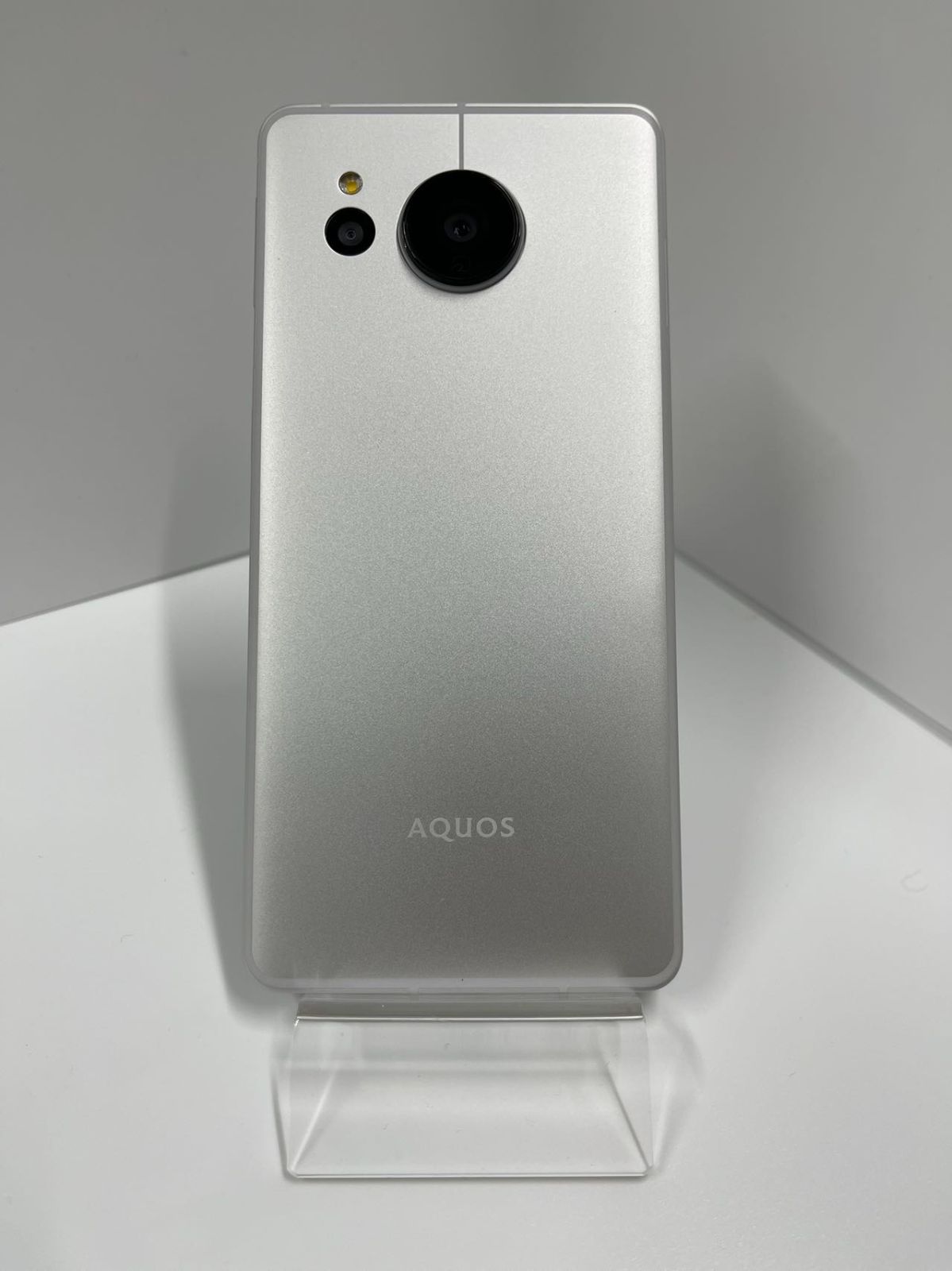 新品同様 Aquos sense7plus 128G シルバー SIMフリー - メルカリ