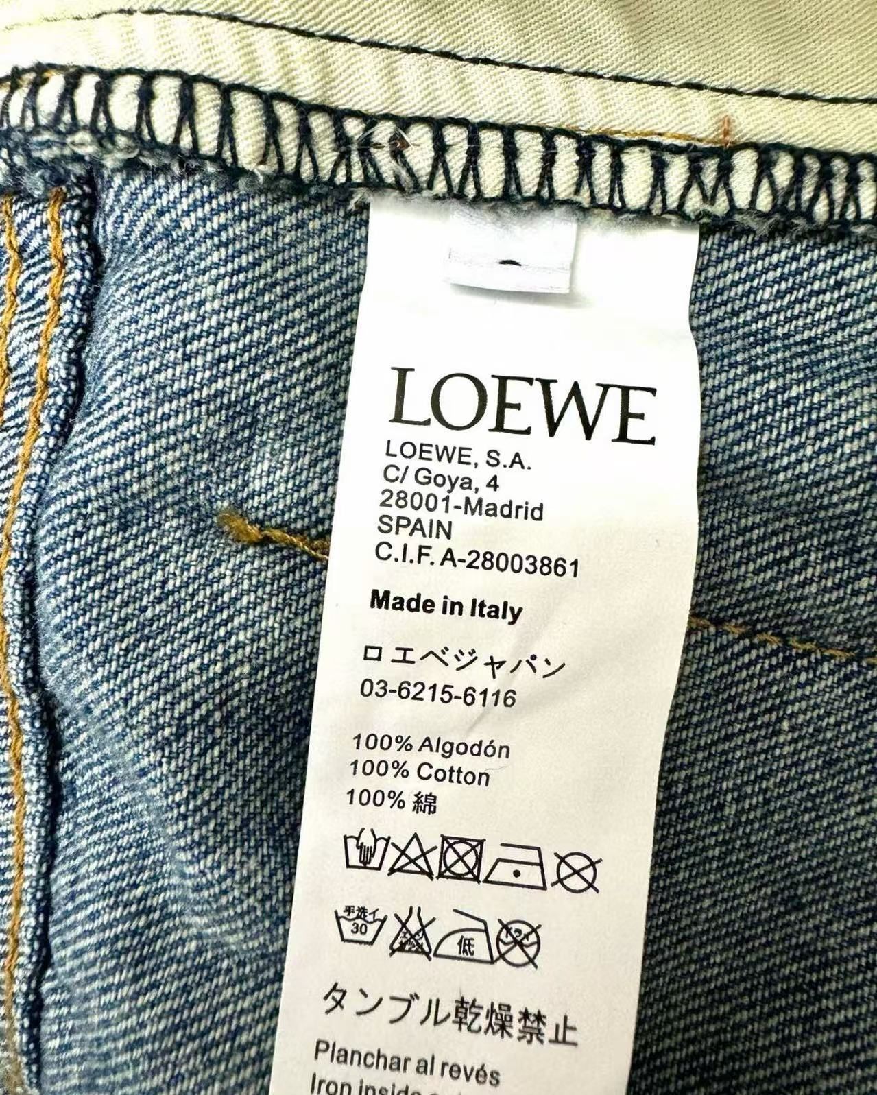 美品】ロエベ アナグラム ロゴ クロップド おちゃめ ジーンズ ユーズド 