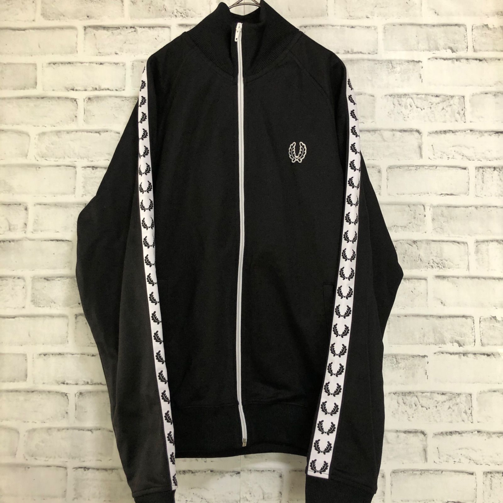 Fred Perry⭐️トラックジャケット/ジャージ S 刺繍月桂樹