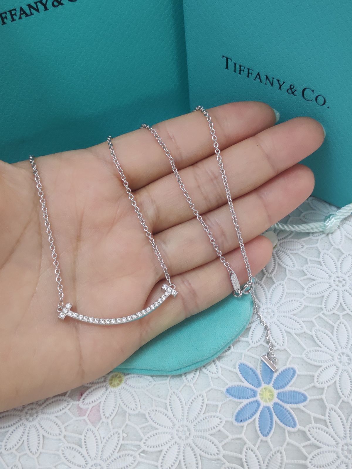 超人気~Tiffany&CO.スマイルネックレス すぐ発送【Tiffany＆CO】ティファニー ミニ Tスマイルネックレス