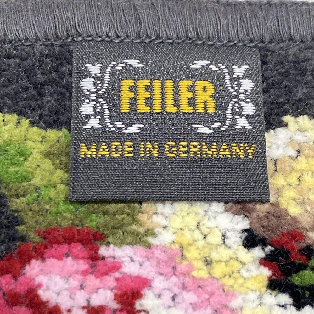 FEILER 花柄ブランケット 黒 FEILER 】花柄 筆箱 黒 - メルカリ
