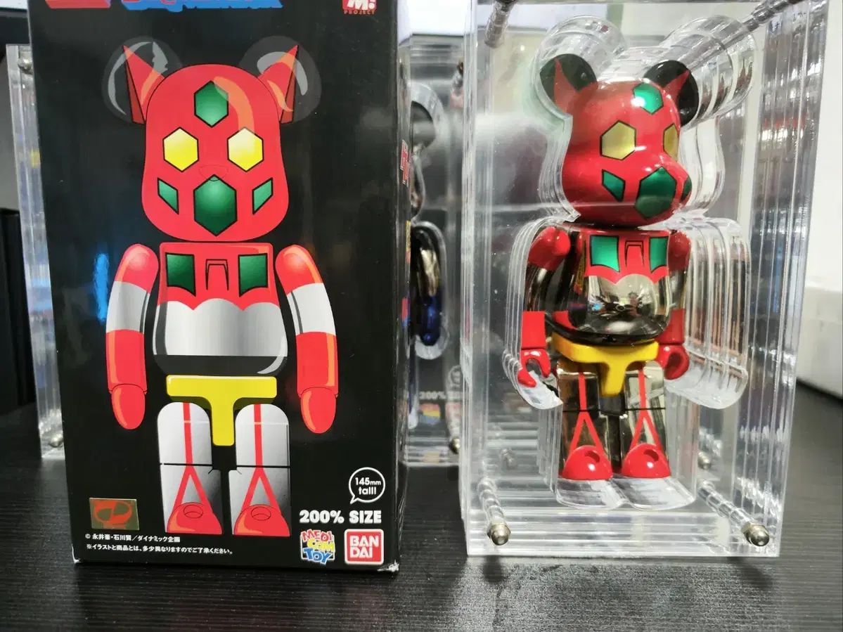 BE RBRICK ベアブリック 超合金 200 % ロボットを入手する