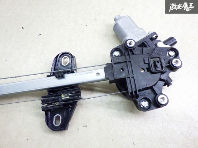 実働外し！】ホンダ純正 JF1 JF2 N-BOX レギュレーター ドア