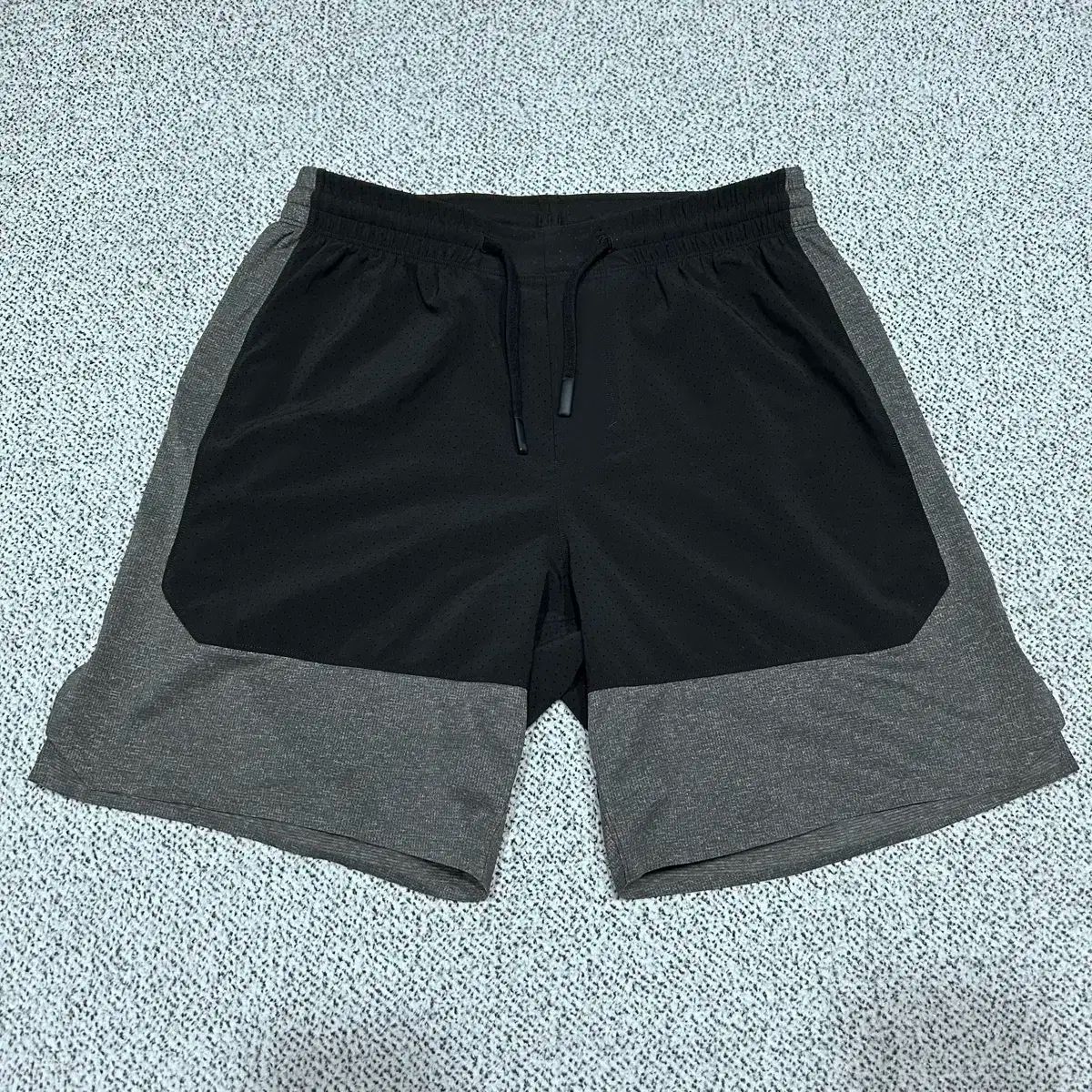 lululemon（ルルレモン） 半ズボン