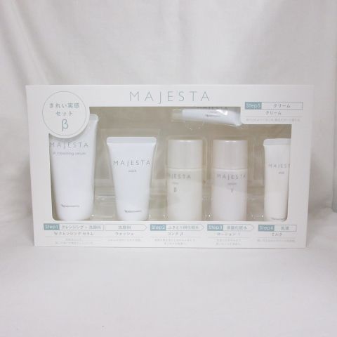 MAJESTA きれい実感セットβ 泡立てネット付き　ナリス　新品未使用 ナリス マジェスタ きれい実感βセット 1セット 泡立てネット等付き