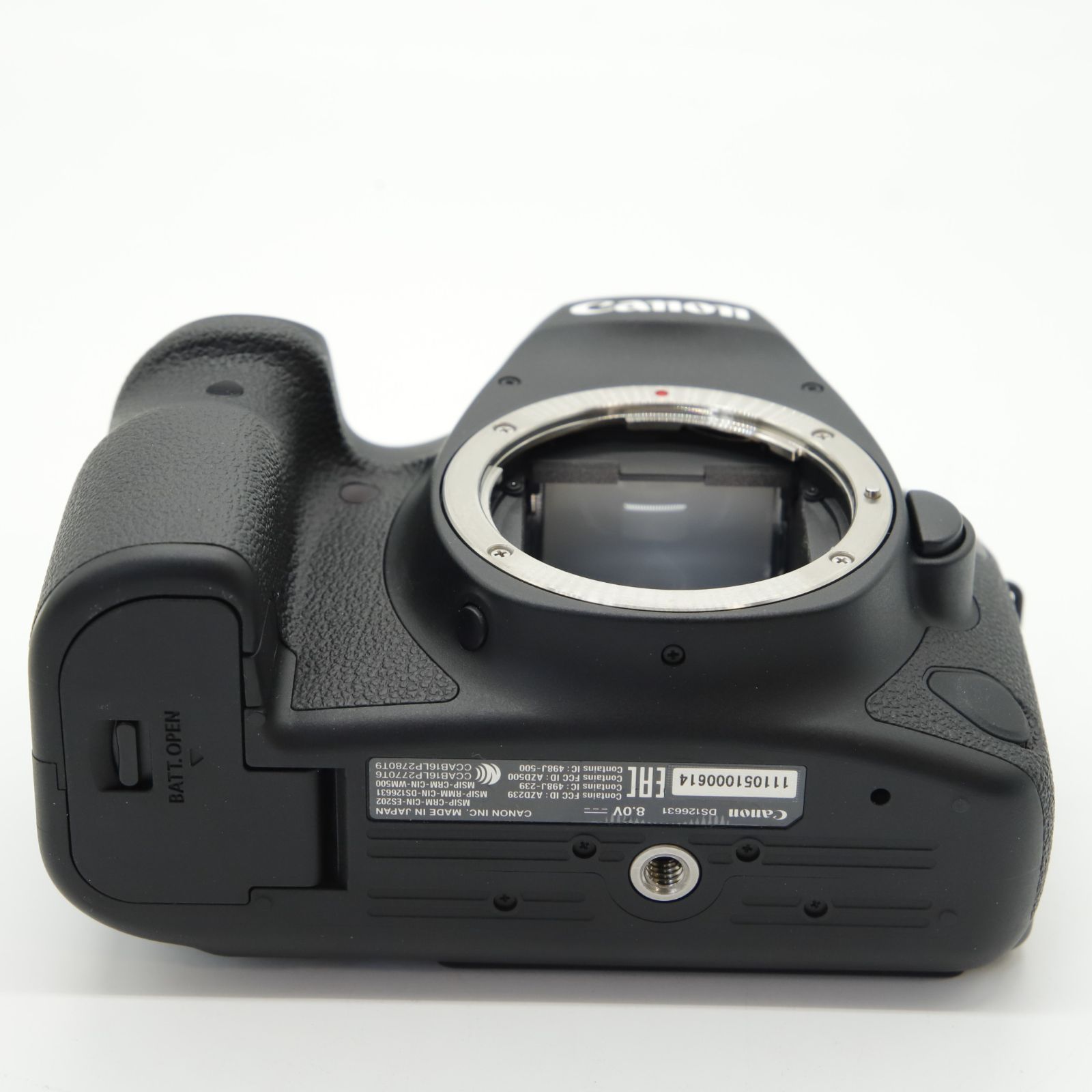 数量は多い  シャッター回数9762回】□ほぼ新品□ デジタル一眼レフ Canon デジタルカメラ